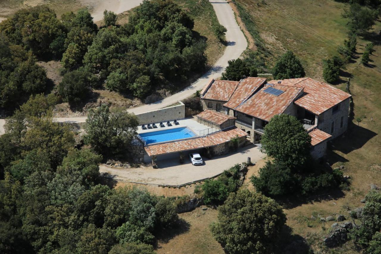 La Ferme D' Helyette Vila Toulaud Exterior foto